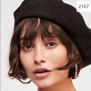 Vintage Black Felted Wool Beret Hat with Gold